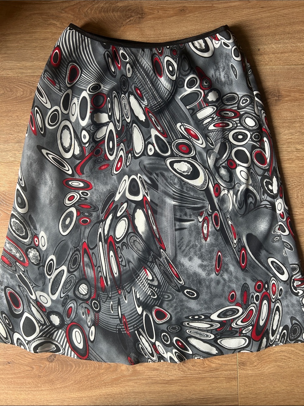 Abstract Oval Print A-Line Skirt in Black, Gray & Red
